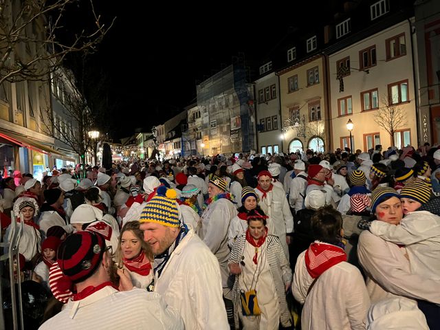 Die Fasnet Eröffnung am Schmutzige Dunschdig mit dem Hemdglunkerumzug war wie immer ein tolles Ereignis