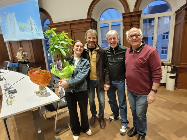 Lilli, Danke, Du warst eine tolle Bereicherung für unsere Fraktion und für den Gemeinderat – schade, dass Du aus dem Gemeinderat ausscheidest, aber wir verstehen Deine Gründe sehr gut!