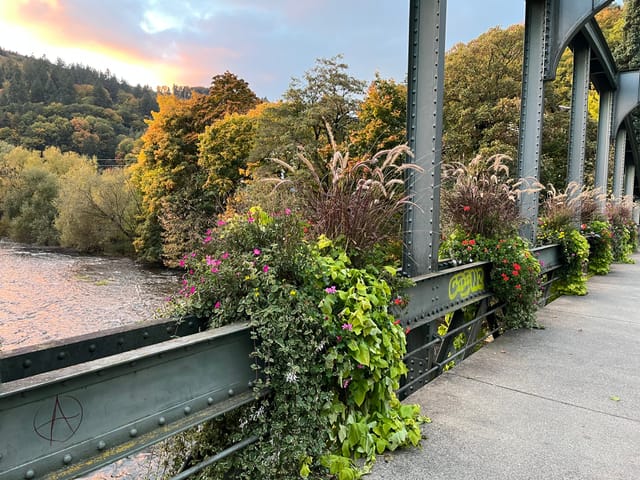 Die katastrophale Finanzsituation der Kommunen hat nicht nur Auswirkungen auf das Gemeinwesen sondern auch schwere wirtschaftliche Auswirkungen auf Gewerbe und Handwerk