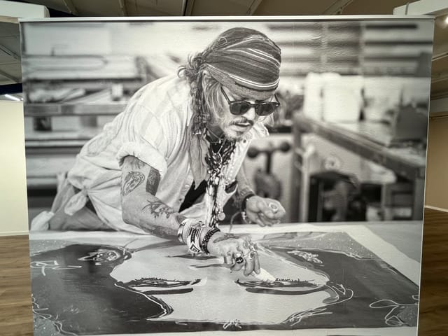 In Emmendingen sind eine Auswahl der Kunstwerke von Hollywood-Star Johnny Depp  zu sehen