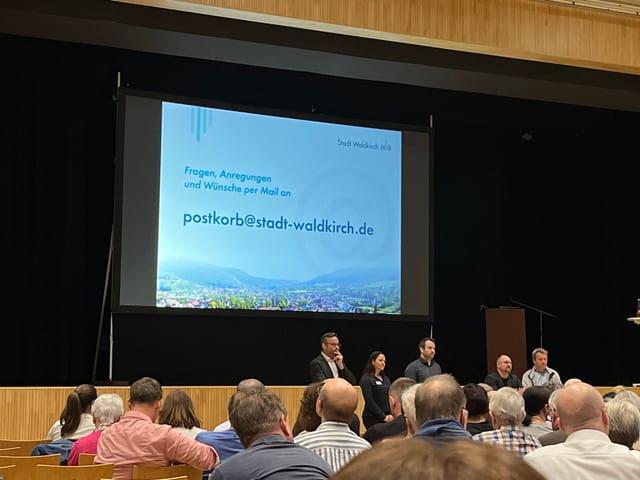 Bürgerversammlung in Waldkirch lässt viele Fragen offen! Ein Auftrag für den Gemeinderat!