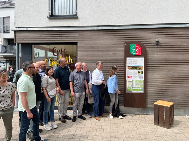 Wein- und Obstgenussweg in Buchholz eröffnet
