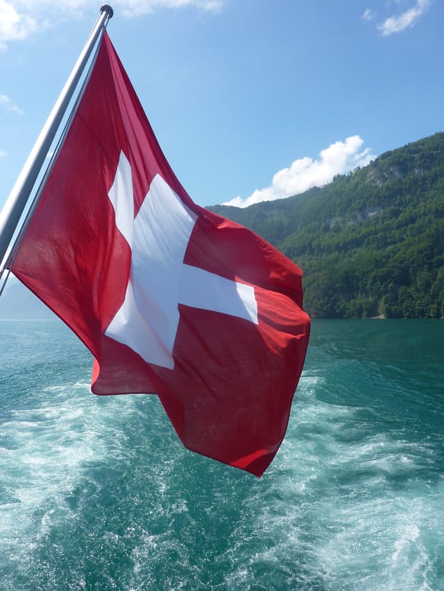 Grüezi, bonjour, ciao, hello und salü – ich wünsche unserer Partnerstadt Liestal und meiner schweizer Heimatstadt St. Gallen und allen Schweizern am 1. August schöne Geburtstagsfeiern