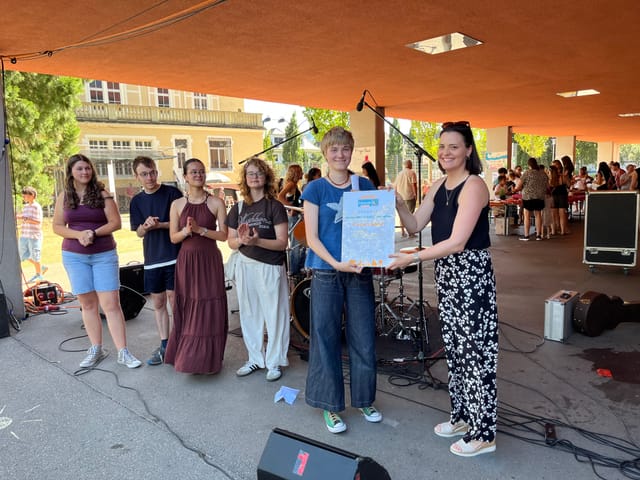 Im Rahmen des Sommerfestes wurde das Geschwister Scholl Gymnasium ausgezeichnet als Fairtrade Schule.