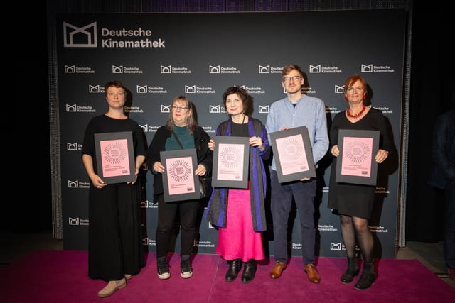 „Klappe 11“ erhält Deutschen Kinemathekpreis in der Kategorie „Kino das verbindet“